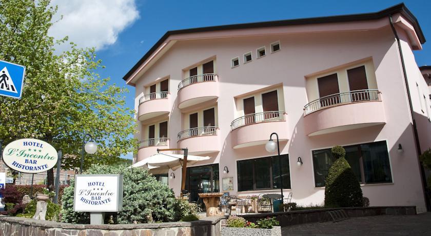 Отель Hotel L'Incontro
