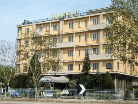 Отель Hotel Olimpic