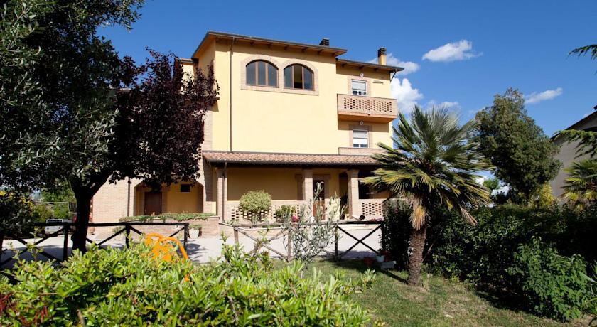 Отель Casale Ulivi