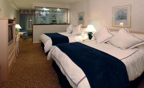 Отель Shilo Inn Pomona Hilltop Suites