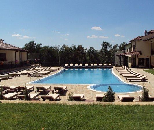 Отель Ostrovche Spa Complex