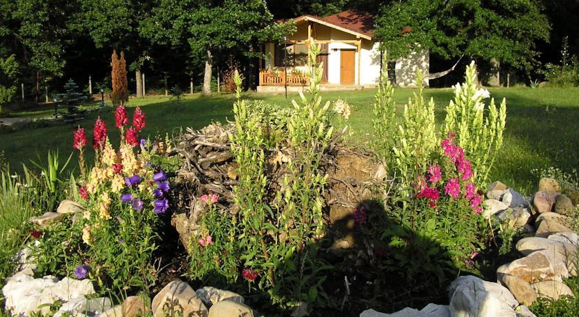 Апартаменты Mirage Holiday Village