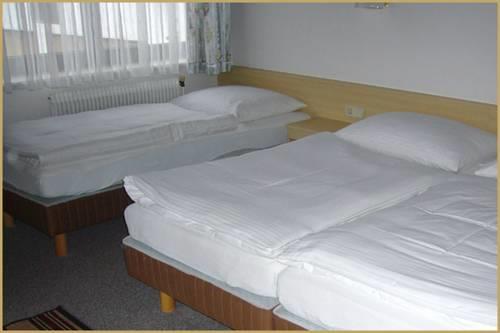 Отель Hotel Schiff