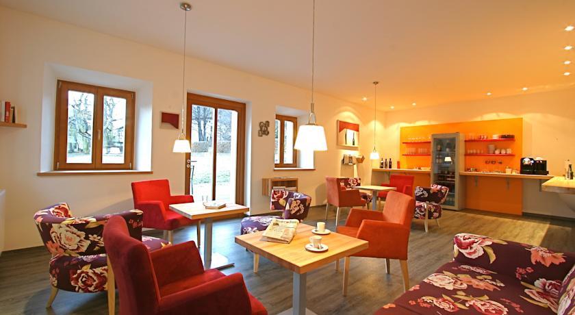 Отель Hotel Tschitscher