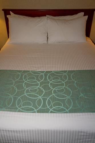 Отель Coast Inn of the North Prince George
