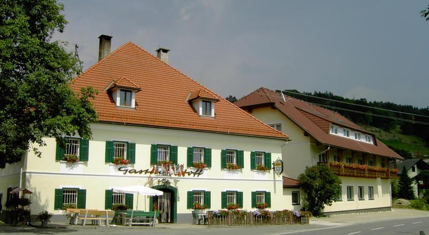 Отель Hotel-Gasthof Stoff