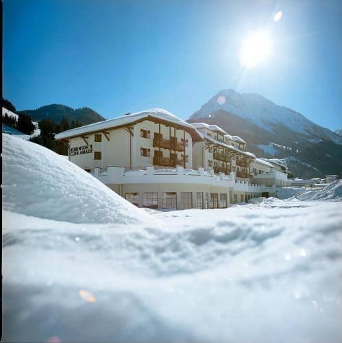 Отель Robinson Club Amadé