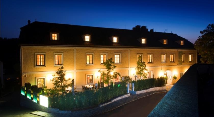 Отель Landhaus Stift Ardagger