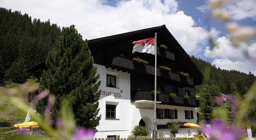Отель Familienhotel Mateera