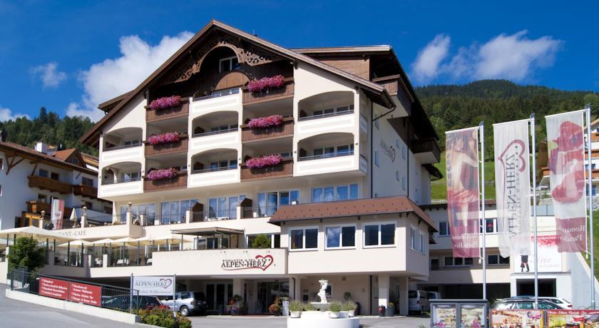 Отель Alpen-Herz Romantik & Spa