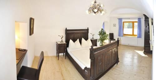 Отель Hotel Drauhof