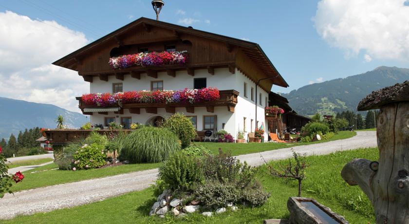 Апартаменты Holiday Home Diesinghof Weerberg