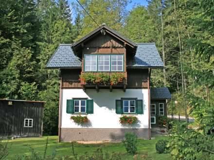 Отель Holiday Home Haus Gieringer Altaussee