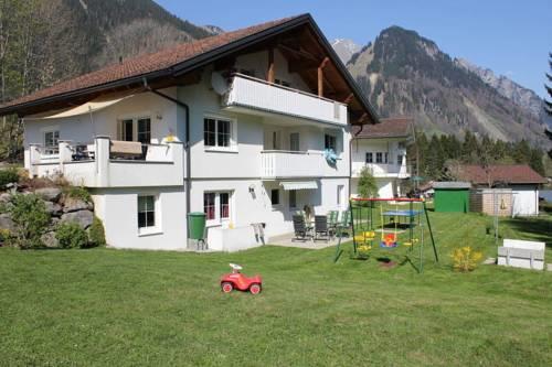 Апартаменты Holiday Home Holzer Wald Am Arlberg