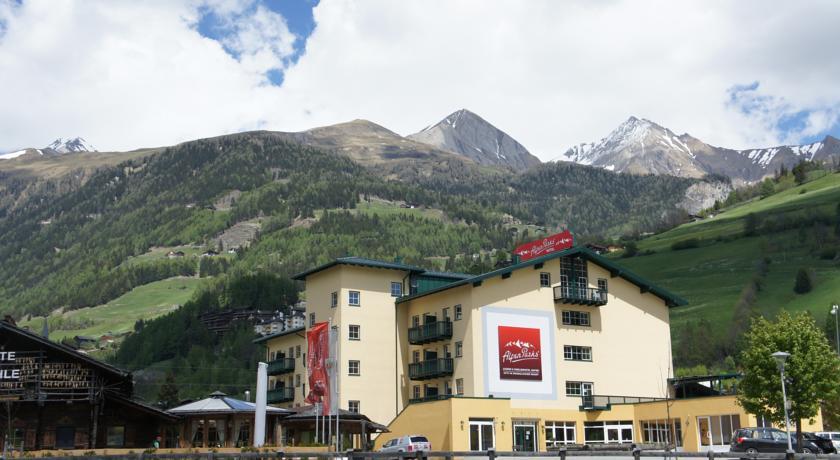 Отель Alpen Parks Hotel Matrei