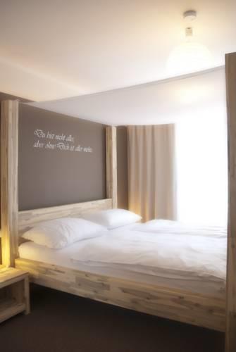 Отель Hotel Restaurant FIDI