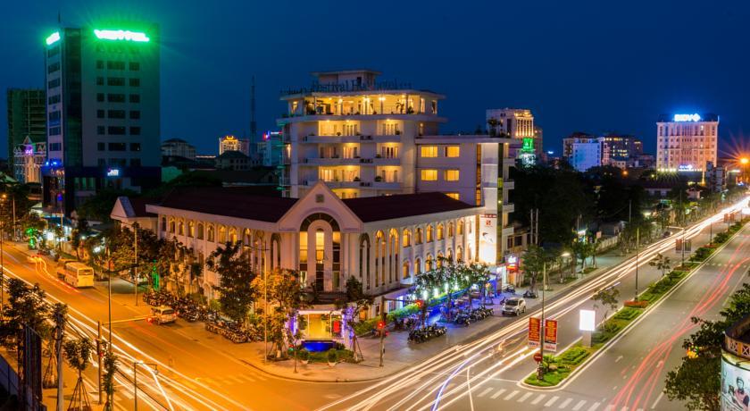Festival Hue Hotel 