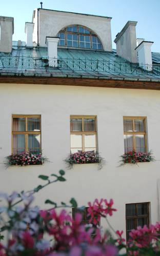 Saski Hotel