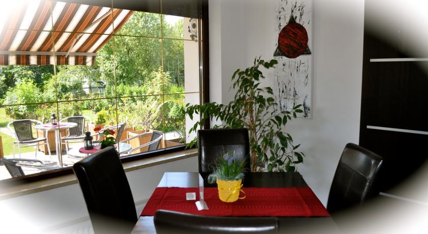 Отель art-rooms-gästezimmer