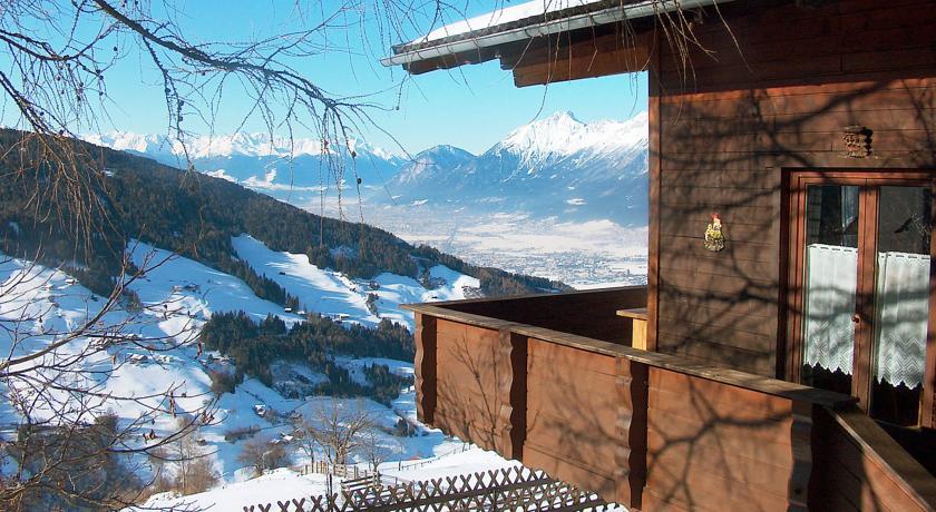 Отель Holiday Home Haus Inntalblick Wattenberg