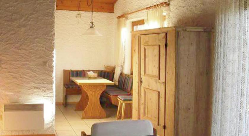 Отель Holiday Home Dolomitenblick Iselsberg II