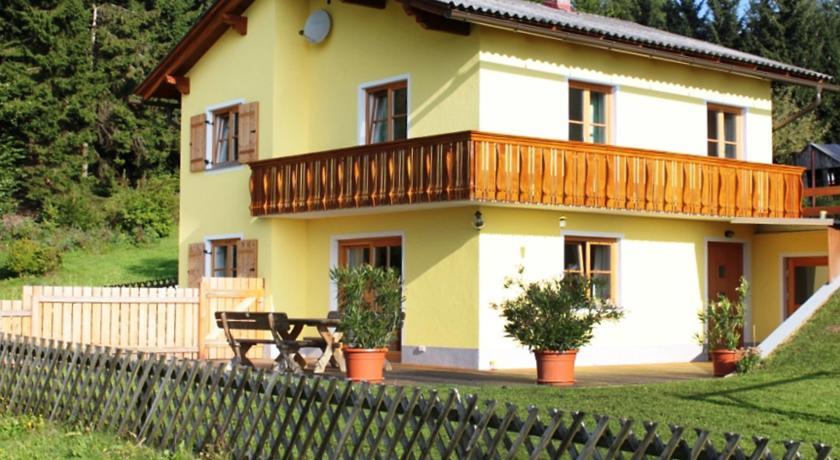 Отель Holiday Home Haus Schoenhart St Stefan