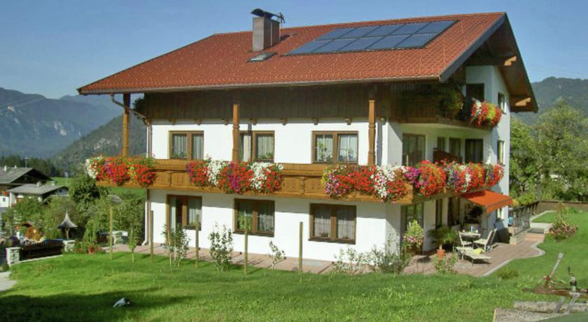 Апартаменты Apartment Sonnenblick Reith Im Alpbachtal II