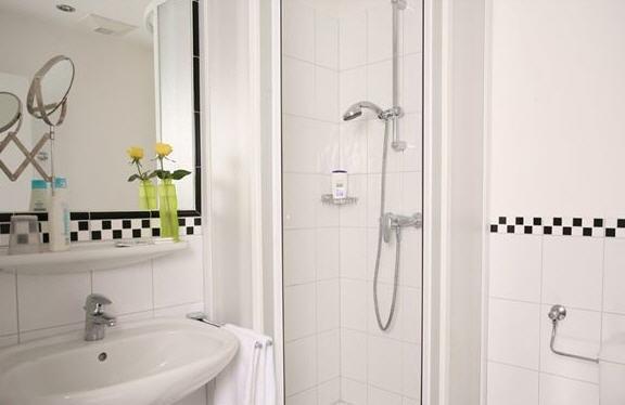 Отель Hotel-Restaurant Kaisergasthof