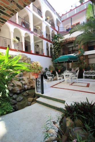 Encino Hotel