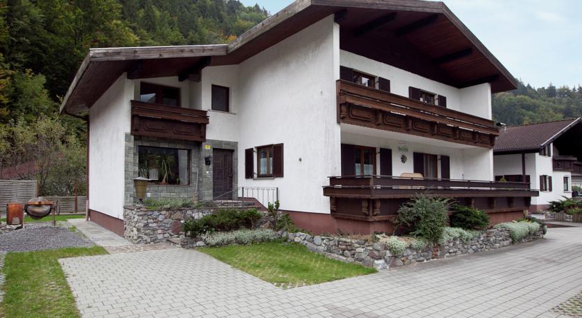 Апартаменты Holiday Home Feurle Bartholomaberg