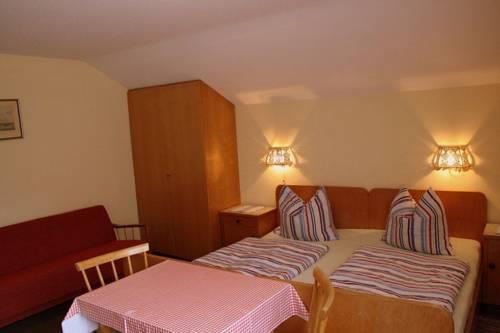 Апартаменты Holiday Home Buchholz Schrunsgantschier