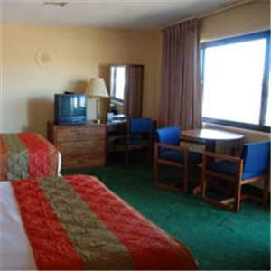 Отель Travelers Inn - Niles