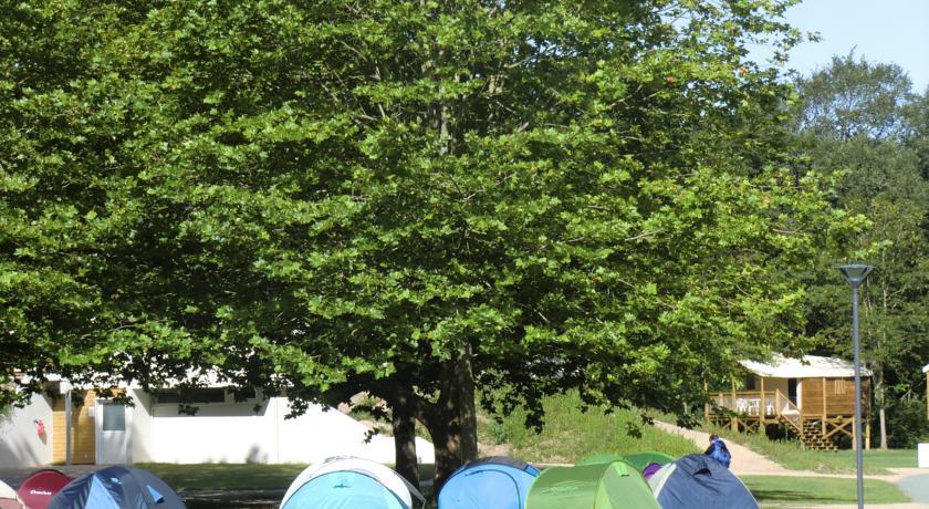 Отель Camping les Plages de Loire
