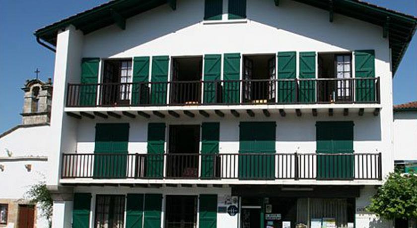 Отель Hotel Restaurant Trinquet Mendionde