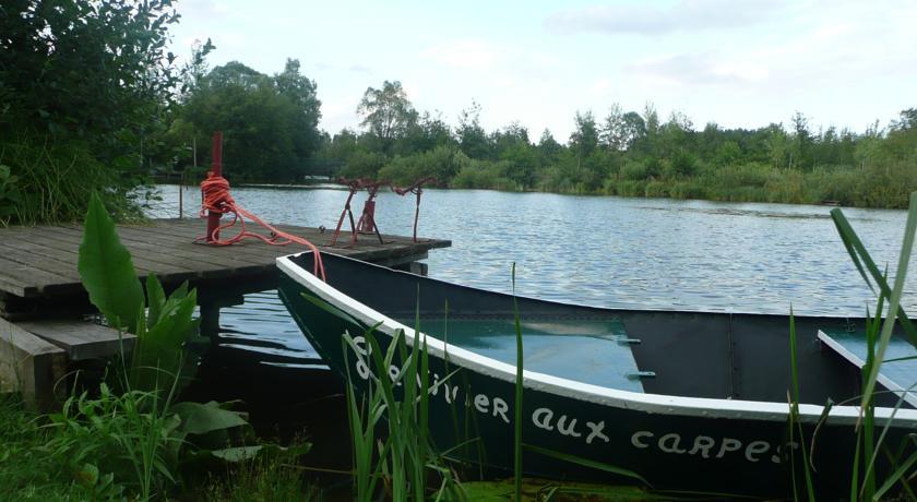 Отель Camping du Vivier aux Carpes