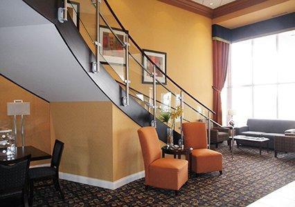 Отель Holiday Inn Express CHICAGO-ST. CHARLES
