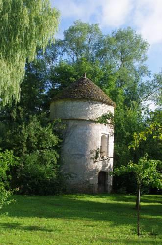 Мини-отель Chambres d'hôtes L'Ecrin du Serein