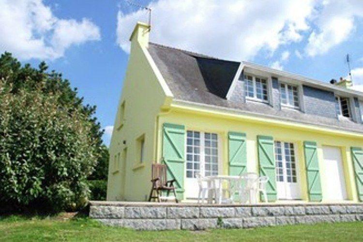 Апартаменты Holiday Home Maison Tynher Tregunc