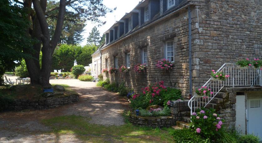 Отель Hôtel De Kerlon