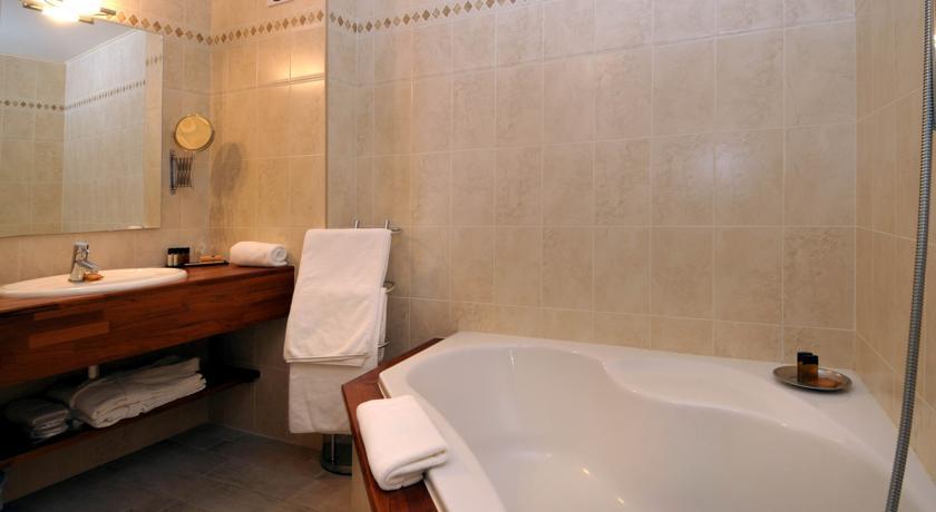 Отель Hôtel Capo Rosso