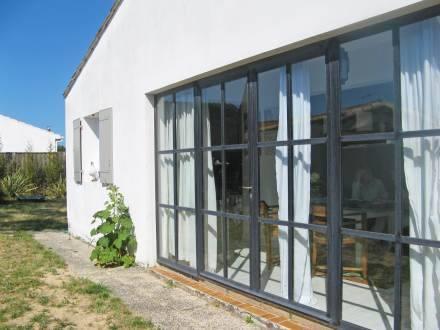 Отель Holiday Home La Fontaine Rivedoux