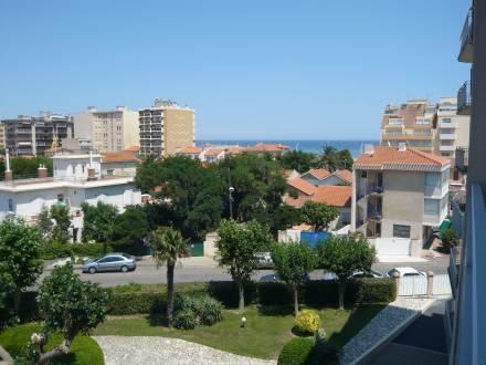 Апартаменты Apartment Le Soleil Canet Plage