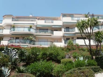 Apartment Residence Le Parc St Raphael