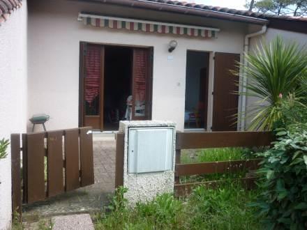 Апартаменты Holiday Home Juncades Seignosse Le Penon