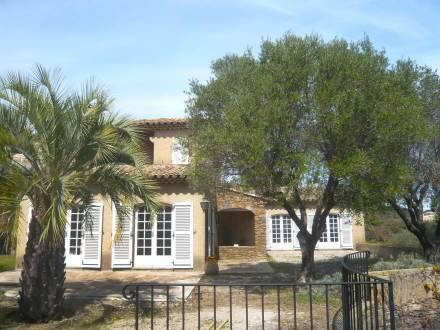 Holiday Home Les Buissonnets Sainte Maxime