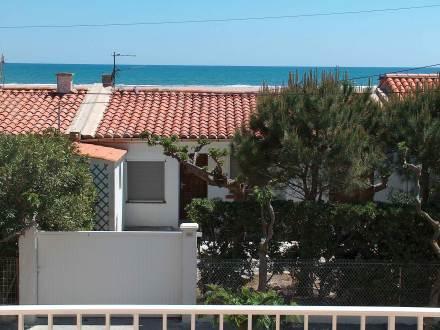 Апартаменты Apartment Av Des Corsaires Saint Pierre La Mer