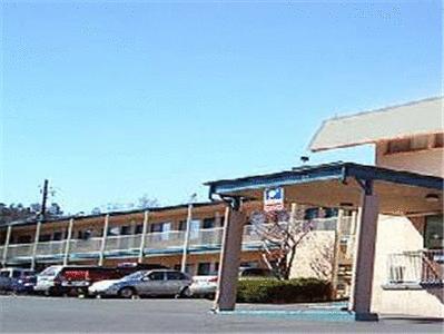 Отель Highland Country Inn Flagstaff