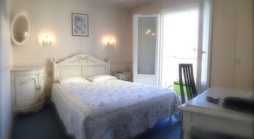 Отель Acanthe du Temple Hôtel