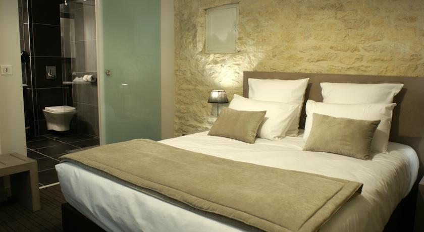 Отель Qualys Hotel Lagrange