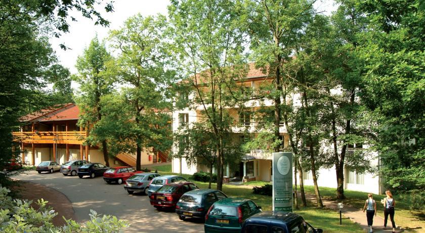 Апартаменты Les Grands Chênes du Parc